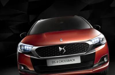 DS 4